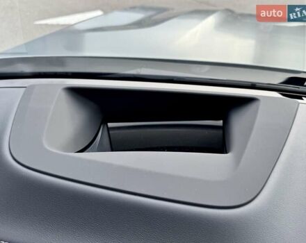 Серый БМВ X7, объемом двигателя 4.39 л и пробегом 7 тыс. км за 195000 $, фото 29 на Automoto.ua