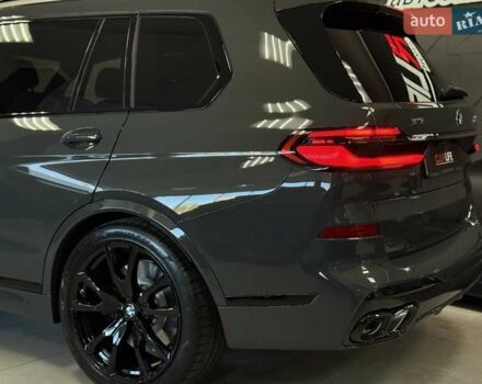 Серый БМВ X7, объемом двигателя 4.39 л и пробегом 1 тыс. км за 189900 $, фото 32 на Automoto.ua