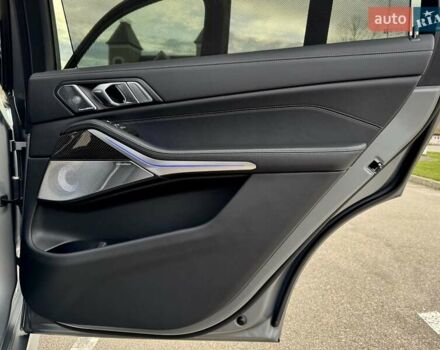 Серый БМВ X7, объемом двигателя 4.39 л и пробегом 7 тыс. км за 195000 $, фото 37 на Automoto.ua