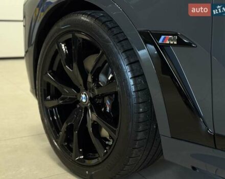 Серый БМВ X7, объемом двигателя 4.39 л и пробегом 1 тыс. км за 189900 $, фото 40 на Automoto.ua
