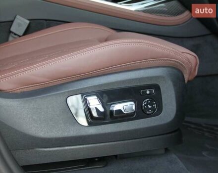 Серый БМВ X7, объемом двигателя 4.39 л и пробегом 3 тыс. км за 185000 $, фото 23 на Automoto.ua