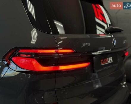 Серый БМВ X7, объемом двигателя 4.39 л и пробегом 1 тыс. км за 189900 $, фото 34 на Automoto.ua