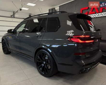 Серый БМВ X7, объемом двигателя 4.39 л и пробегом 1 тыс. км за 189900 $, фото 37 на Automoto.ua