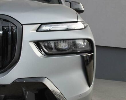 Серый БМВ X7, объемом двигателя 4.39 л и пробегом 3 тыс. км за 185000 $, фото 6 на Automoto.ua