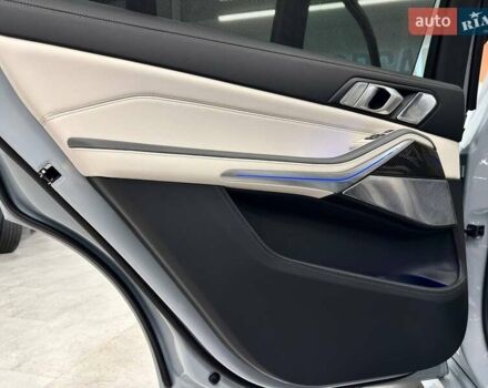 Серый БМВ X7, объемом двигателя 2.99 л и пробегом 1 тыс. км за 174000 $, фото 52 на Automoto.ua