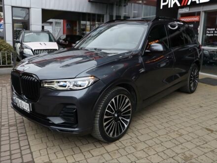 Серый БМВ X7, объемом двигателя 0 л и пробегом 126 тыс. км за 65000 $, фото 1 на Automoto.ua