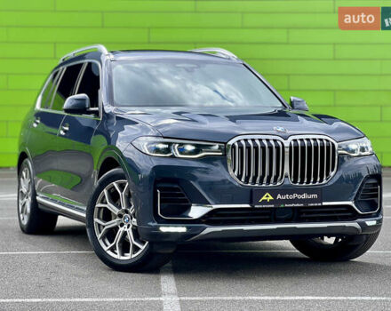 Серый БМВ X7, объемом двигателя 3 л и пробегом 84 тыс. км за 75999 $, фото 1 на Automoto.ua