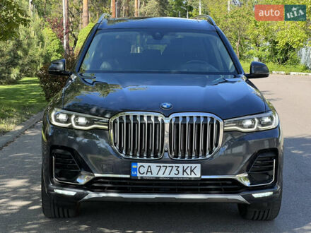 БМВ X7 2020 в Черкассах на Automoto.ua Серый БМВ X7, объемом двигателя 3 л и пробегом 115 тыс. км за 69999 $, фото 1 на Automoto.ua