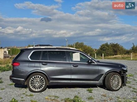 Сірий БМВ X7, об'ємом двигуна 3 л та пробігом 74 тис. км за 49500 $, фото 1 на Automoto.ua