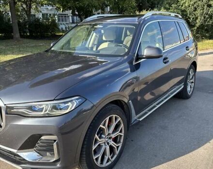 Серый БМВ X7, объемом двигателя 3 л и пробегом 257 тыс. км за 63000 $, фото 1 на Automoto.ua