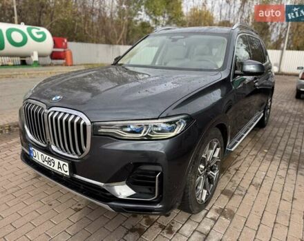 БМВ X7 2020 у Києві на Automoto.ua Сірий БМВ X7, об'ємом двигуна 3 л та пробігом 259 тис. км за 57500 $, фото 1 на Automoto.ua