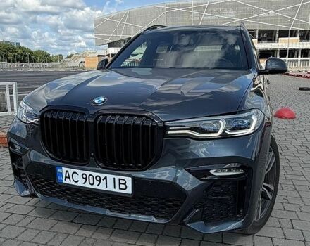 Серый БМВ X7, объемом двигателя 3 л и пробегом 79 тыс. км за 55600 $, фото 1 на Automoto.ua