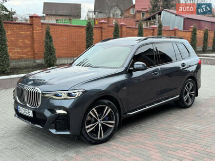 БМВ X7 2021 в Хмельницком на Automoto.ua Серый БМВ X7, объемом двигателя 2.99 л и пробегом 170 тыс. км за 66000 $, фото 1 на Automoto.ua