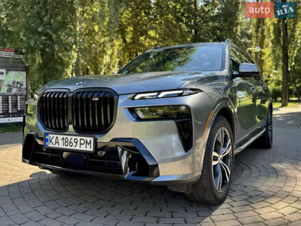 Серый БМВ X7, объемом двигателя 3 л и пробегом 47 тыс. км за 105000 $, фото 1 на Automoto.ua