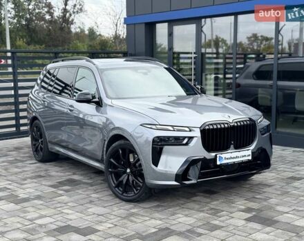 Серый БМВ X7, объемом двигателя 3 л и пробегом 99 тыс. км за 114000 $, фото 1 на Automoto.ua