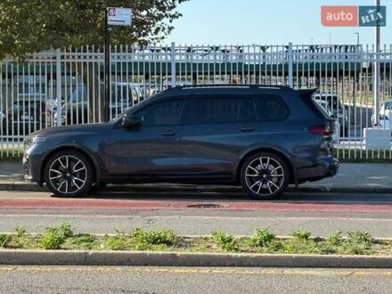 Серый БМВ X7, объемом двигателя 3 л и пробегом 75 тыс. км за 91965 $, фото 1 на Automoto.ua