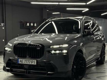 Серый БМВ X7, объемом двигателя 4.39 л и пробегом 39 тыс. км за 170000 $, фото 1 на Automoto.ua
