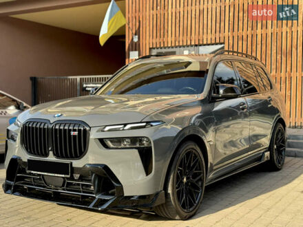БМВ X7 2023 в Львове на Automoto.ua Серый БМВ X7, объемом двигателя 4.39 л и пробегом 48 тыс. км за 139999 $, фото 1 на Automoto.ua