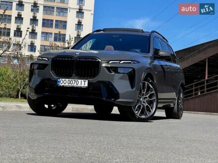 БМВ X7 2024 в Одессе на Automoto.ua Серый БМВ X7, объемом двигателя 3 л и пробегом 18 тыс. км за 161999 $, фото 1 на Automoto.ua