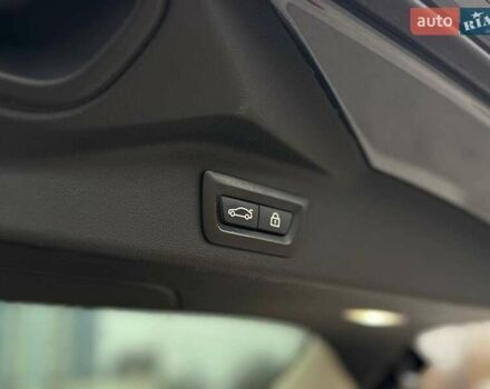 Синий БМВ X7, объемом двигателя 3 л и пробегом 61 тыс. км за 59000 $, фото 57 на Automoto.ua