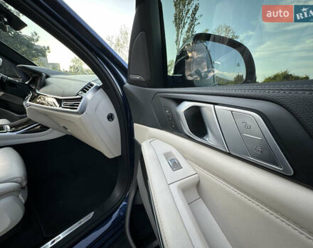 Синий БМВ X7, объемом двигателя 2.99 л и пробегом 126 тыс. км за 67700 $, фото 36 на Automoto.ua