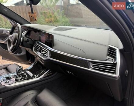 Синий БМВ X7, объемом двигателя 2.99 л и пробегом 200 тыс. км за 62700 $, фото 59 на Automoto.ua