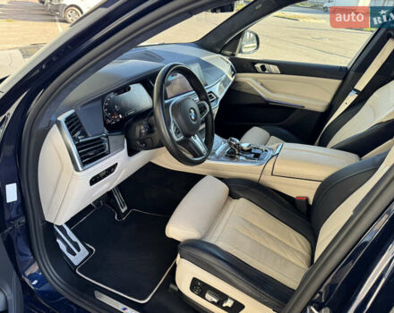 Синий БМВ X7, объемом двигателя 4.4 л и пробегом 100 тыс. км за 64900 $, фото 17 на Automoto.ua