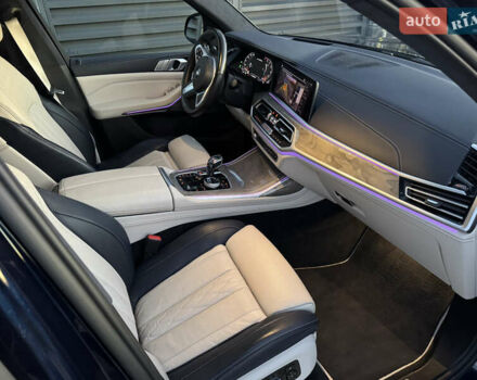 Синий БМВ X7, объемом двигателя 4.4 л и пробегом 100 тыс. км за 64900 $, фото 44 на Automoto.ua