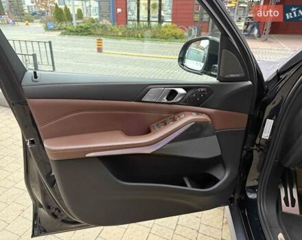 Синій БМВ X7, об'ємом двигуна 4.4 л та пробігом 47 тис. км за 92900 $, фото 14 на Automoto.ua