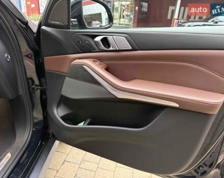 Синій БМВ X7, об'ємом двигуна 4.4 л та пробігом 47 тис. км за 92900 $, фото 60 на Automoto.ua