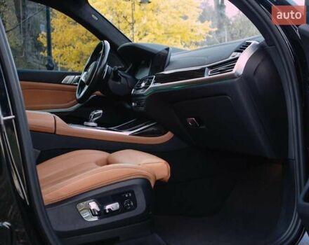 Синий БМВ X7, объемом двигателя 4.4 л и пробегом 74 тыс. км за 88000 $, фото 26 на Automoto.ua