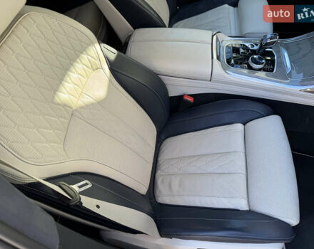 Синий БМВ X7, объемом двигателя 4.4 л и пробегом 100 тыс. км за 64900 $, фото 37 на Automoto.ua