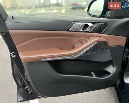 Синий БМВ X7, объемом двигателя 3 л и пробегом 148 тыс. км за 75000 $, фото 34 на Automoto.ua