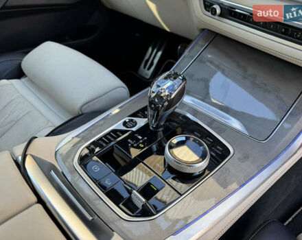 Синий БМВ X7, объемом двигателя 4.4 л и пробегом 100 тыс. км за 64900 $, фото 22 на Automoto.ua