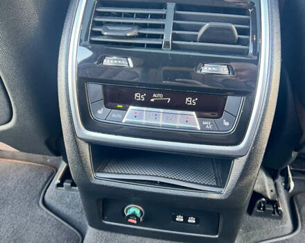 Синій БМВ X7, об'ємом двигуна 2.99 л та пробігом 10 тис. км за 122999 $, фото 26 на Automoto.ua