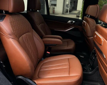Синий БМВ X7, объемом двигателя 3 л и пробегом 15 тыс. км за 96500 $, фото 31 на Automoto.ua
