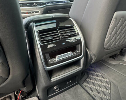 Синий БМВ X7, объемом двигателя 4.39 л и пробегом 25 тыс. км за 140000 $, фото 30 на Automoto.ua