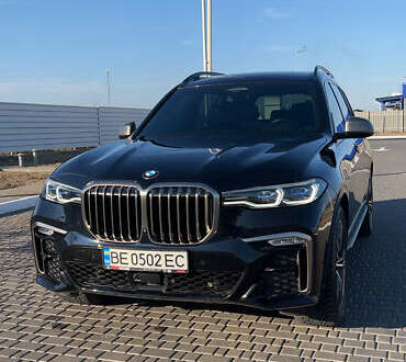БМВ X7 2020 в Николаеве на Automoto.ua Синий БМВ X7, объемом двигателя 4.39 л и пробегом 67 тыс. км за 85000 $, фото 1 на Automoto.ua