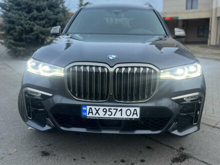 БМВ X7 2020 в Харькове на Automoto.ua Синий БМВ X7, объемом двигателя 4.39 л и пробегом 66 тыс. км за 74500 $, фото 1 на Automoto.ua