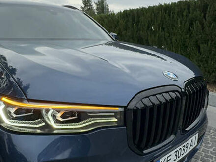 БМВ X7 2022 в Днепре (Днепропетровске) на Automoto.ua Синий БМВ X7, объемом двигателя 0 л и пробегом 54 тыс. км за 82000 $, фото 1 на Automoto.ua