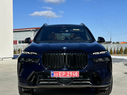 БМВ X7 2023 в Луцке на Automoto.ua Синий БМВ X7, объемом двигателя 3 л и пробегом 72 тыс. км за 108000 $, фото 1 на Automoto.ua