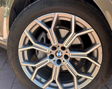 Зеленый БМВ X7, объемом двигателя 3 л и пробегом 45 тыс. км за 65000 $, фото 10 на Automoto.ua