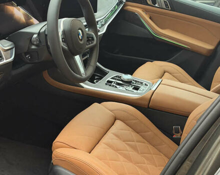 Зелений БМВ X7, об'ємом двигуна 3 л та пробігом 4 тис. км за 105000 $, фото 8 на Automoto.ua