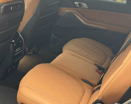 Зелений БМВ X7, об'ємом двигуна 3 л та пробігом 4 тис. км за 105000 $, фото 7 на Automoto.ua