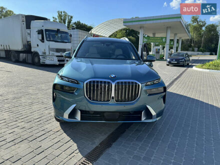 БМВ X7 2023 в Днепре (Днепропетровске) на Automoto.ua Зеленый БМВ X7, объемом двигателя 3 л и пробегом 1 тыс. км за 95000 $, фото 1 на Automoto.ua
