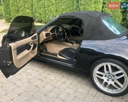Чорний БМВ Зет 3, об'ємом двигуна 1.9 л та пробігом 320 тис. км за 10500 $, фото 2 на Automoto.ua