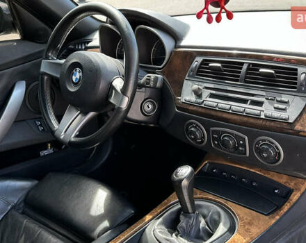 Черный БМВ Зет 4, объемом двигателя 2 л и пробегом 224 тыс. км за 7700 $, фото 13 на Automoto.ua