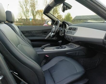 Чорний БМВ Зет 4, об'ємом двигуна 0 л та пробігом 230 тис. км за 10400 $, фото 8 на Automoto.ua