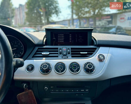 Серый БМВ Зет 4, объемом двигателя 2 л и пробегом 152 тыс. км за 14900 $, фото 11 на Automoto.ua