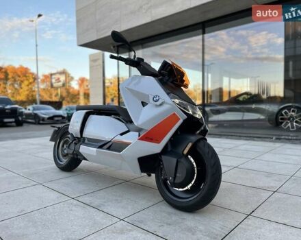 Белый БМВ CE 04, объемом двигателя 0 л и пробегом 3 тыс. км за 11106 $, фото 1 на Automoto.ua
